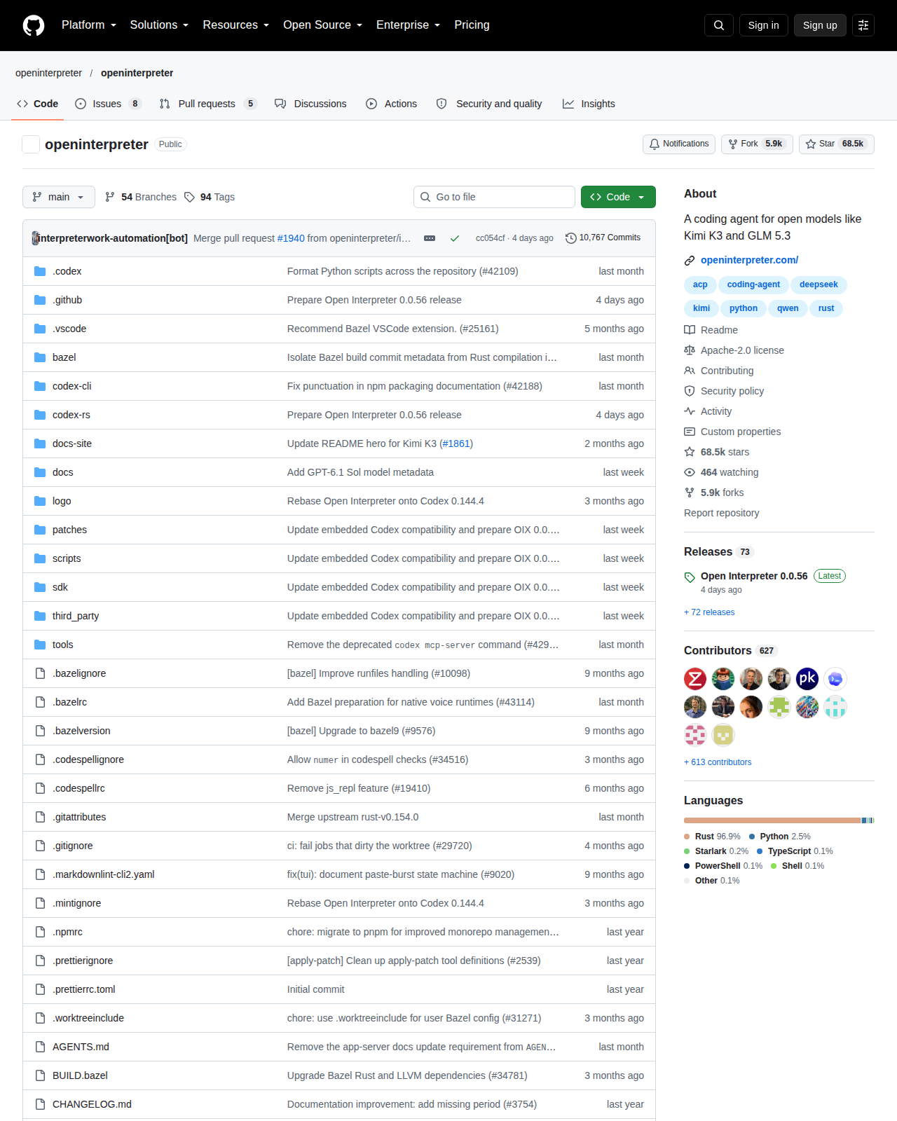 Open Interpreter 的 GitHub 儲存庫首頁頂部，顯示儲存庫名稱 openinterpreter/openinterpreter、專案描述、Star 數 68.5k 與 Fork 數 59k，以及最新的合併提交紀錄